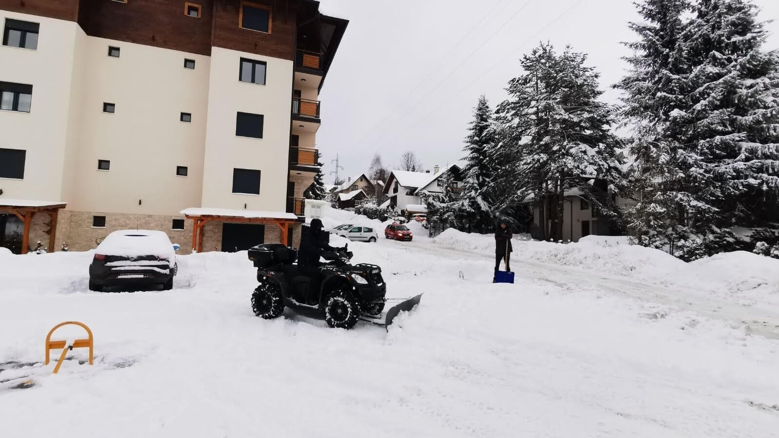 Zimsko održavanje stambene zgrade
