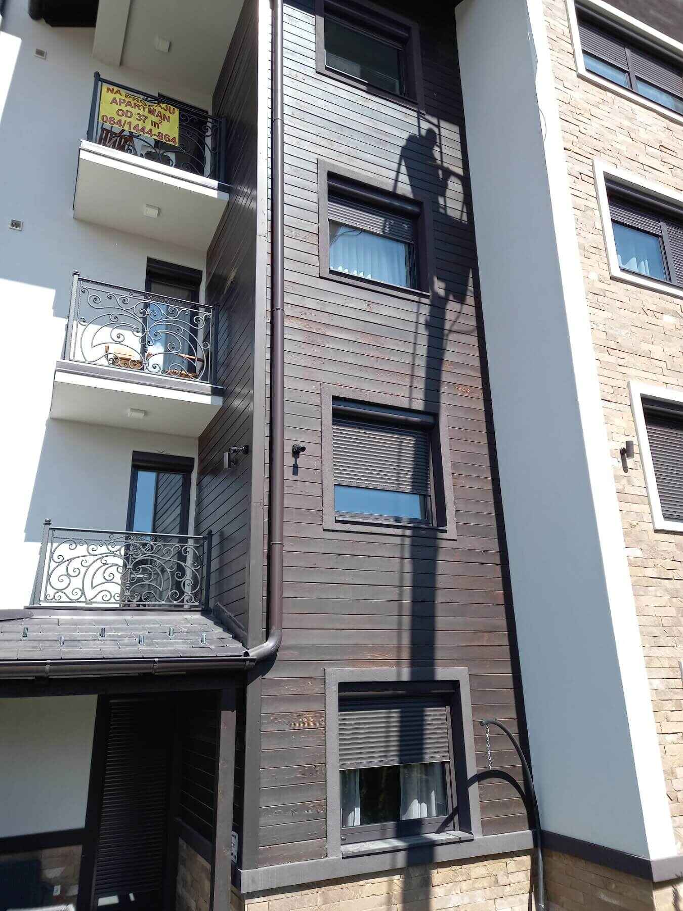 Drveni zid pre farbanja