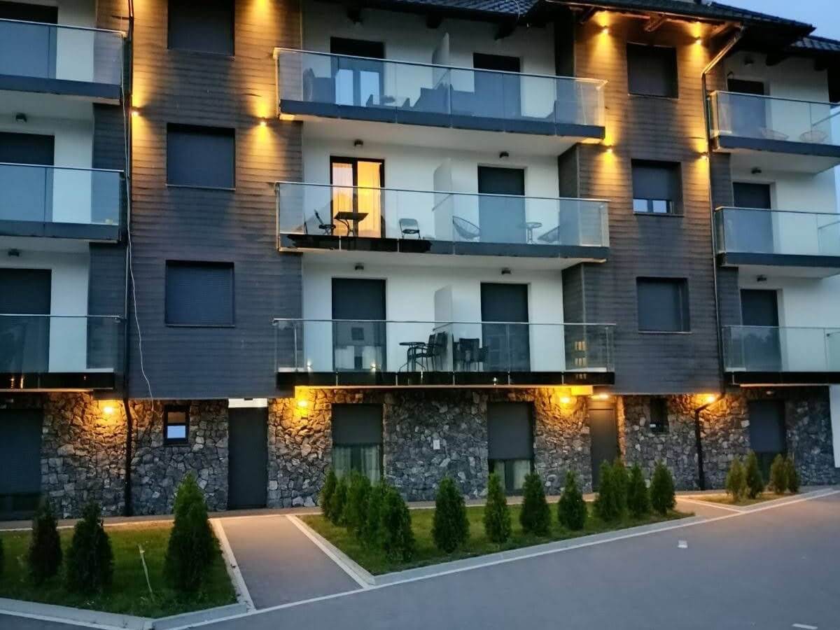 Lepo održavana i uređena stambena zgrada